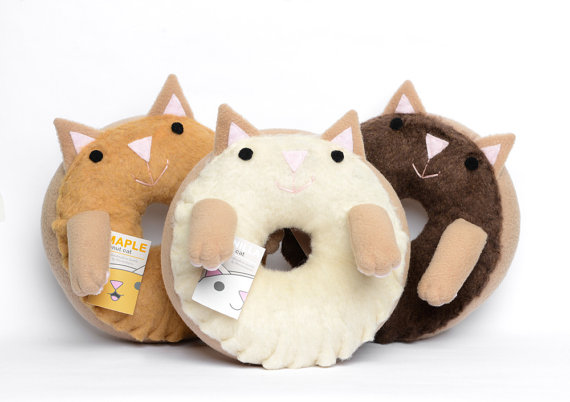 coussin donuts chat